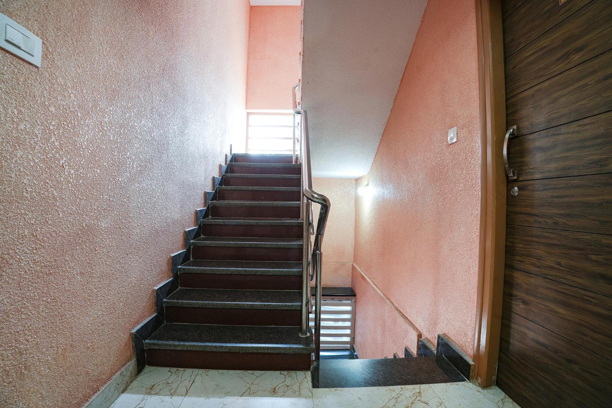 Fabhotel A White Pearl Suites - Kempegowda International Airport Settahalasur Exterior photo